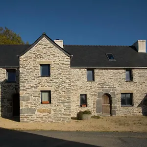 Le Logis De Tréonvel Locmélar